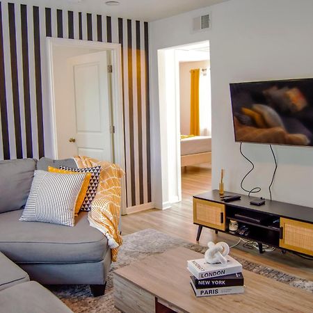 Cozy Condo, Minutes From Broadwy, Sleeps 5 Νάσβιλ Εξωτερικό φωτογραφία