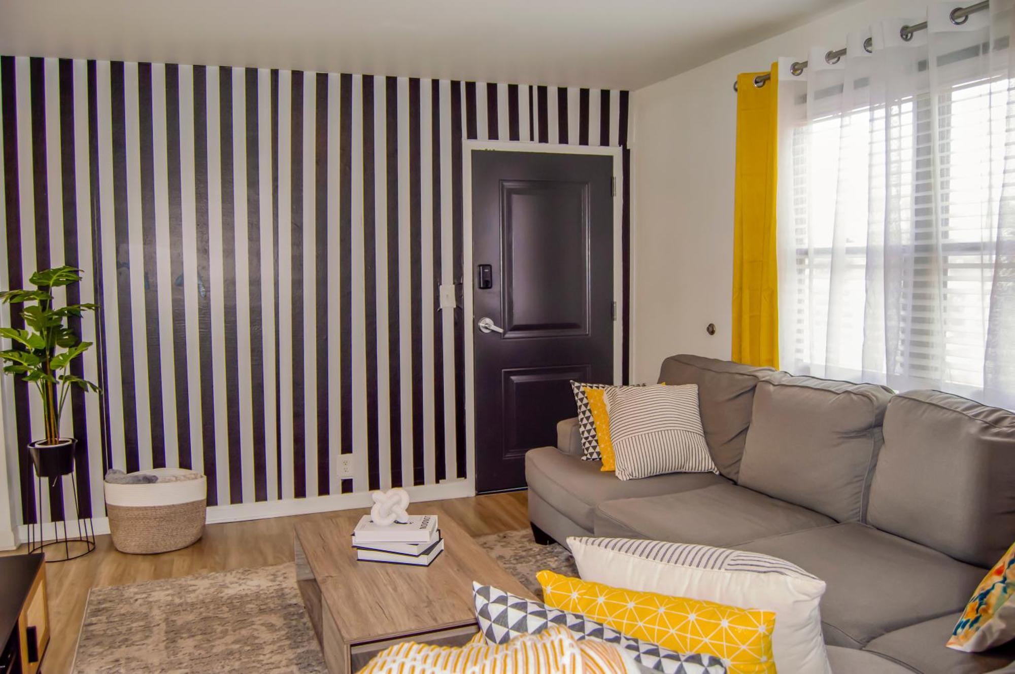 Cozy Condo, Minutes From Broadwy, Sleeps 5 Νάσβιλ Εξωτερικό φωτογραφία